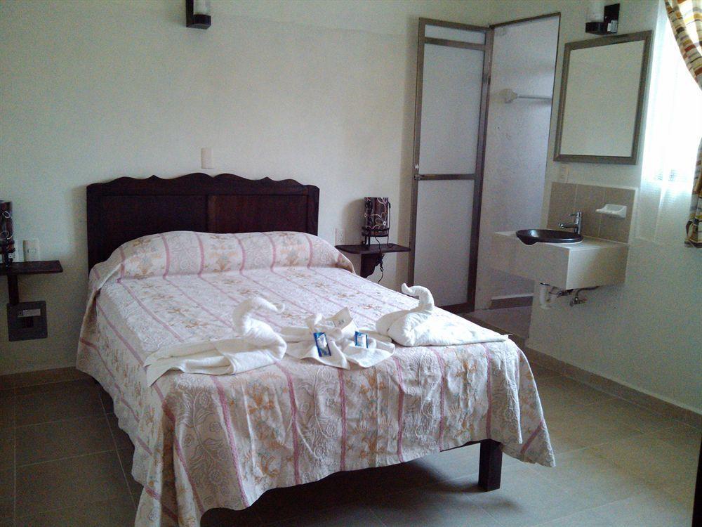 Hotel D' Santiago Palenque Exteriér fotografie