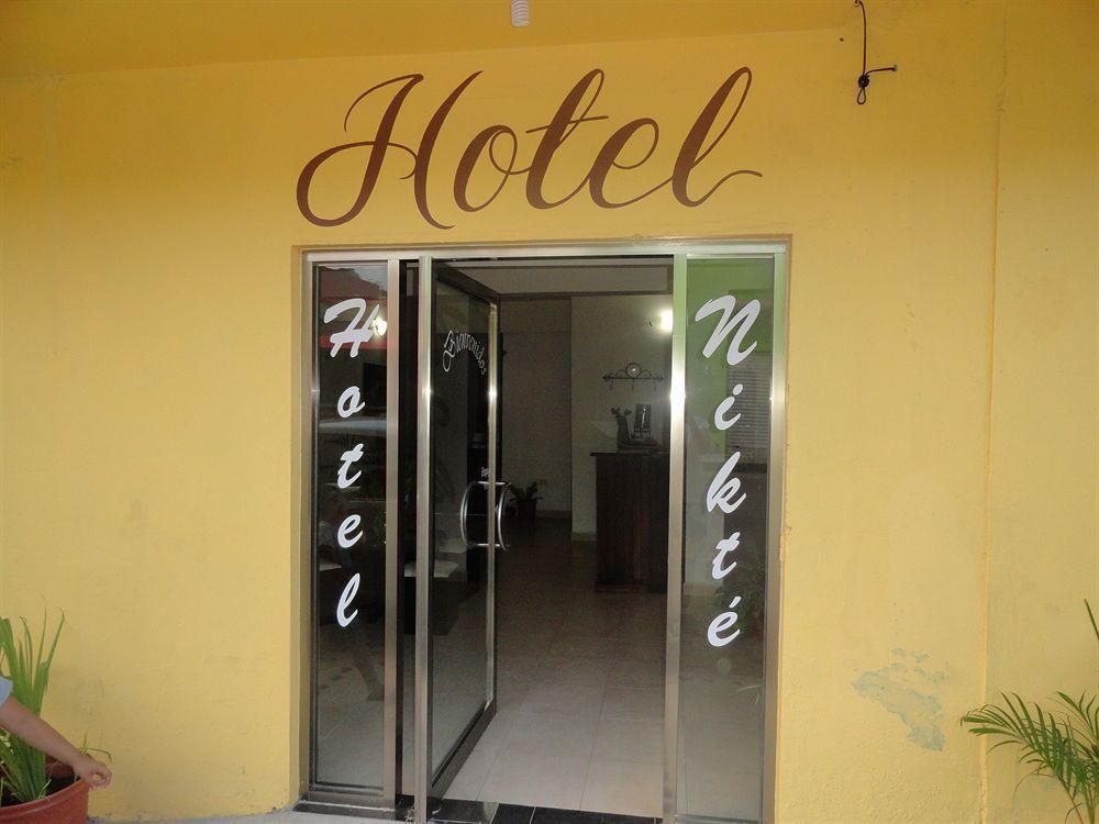Hotel D' Santiago Palenque Exteriér fotografie